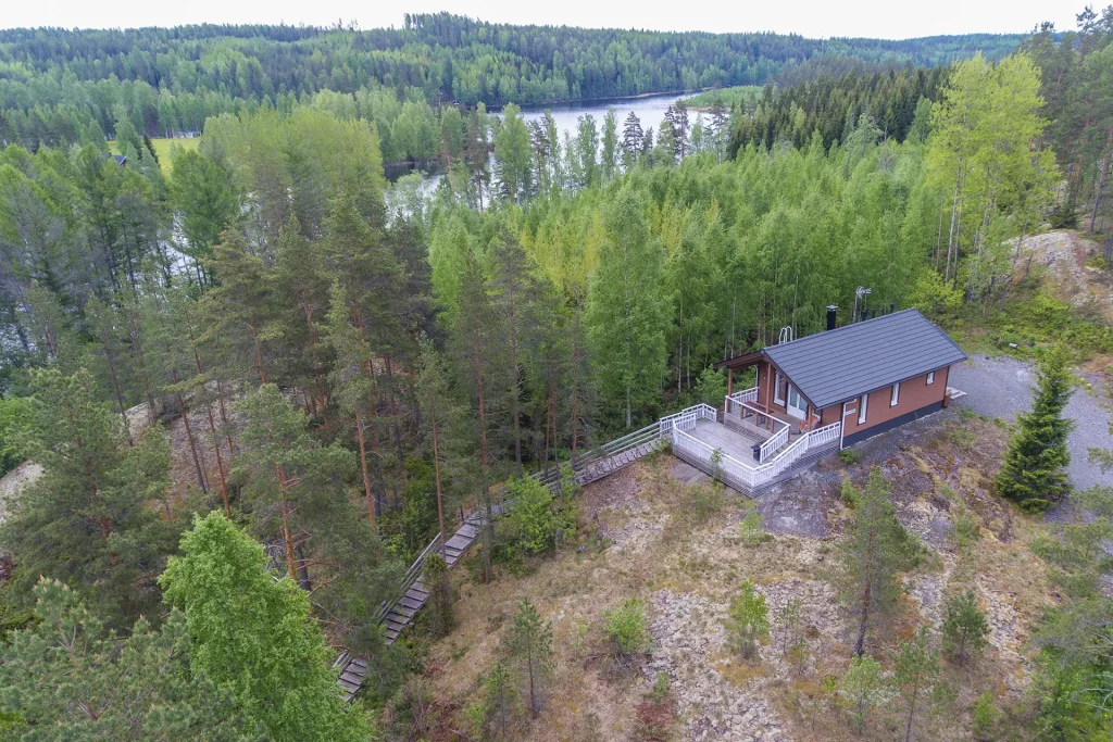 Ilmakuva Hämeenniemen huvilasta Villa Ester